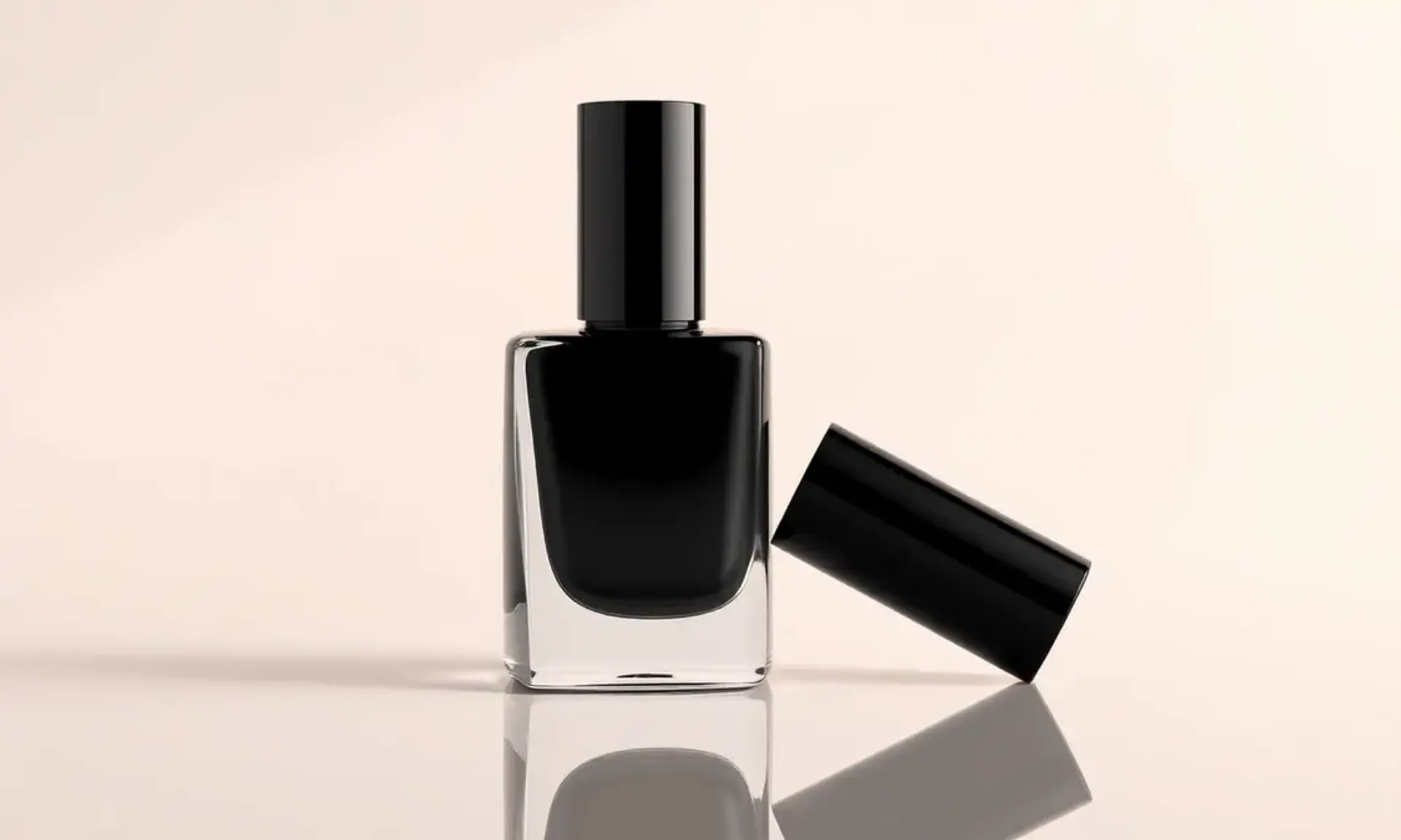 Descubra os 10 Melhores Esmaltes Pretos para Comprar Hoje