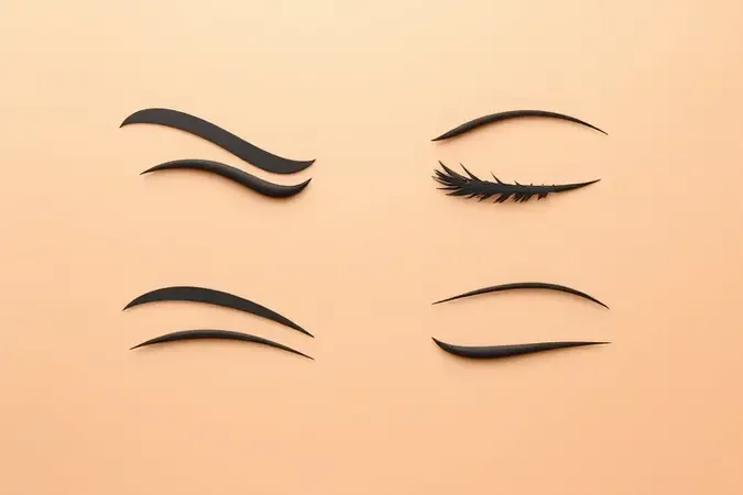 Quatro formatos abstratos de olhos com diferentes estilos de delineado em composição geométrica conceitual minimalista.